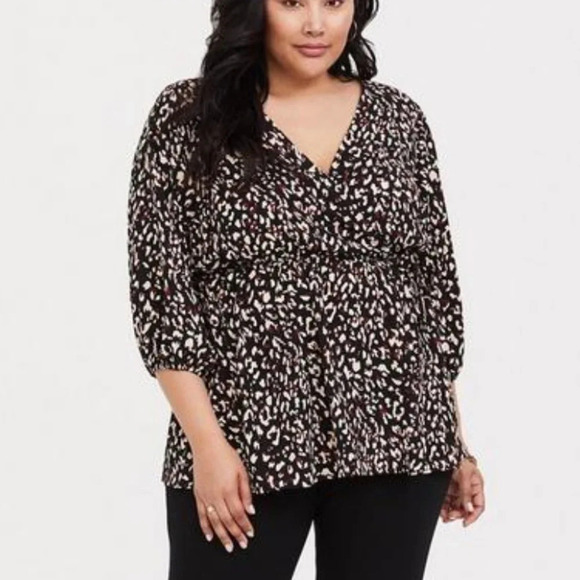 Torrid Leopard Georgette Blouse Red Black - Picture 2 of 9